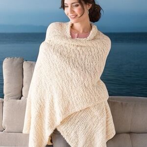 Wrap Soft Beige DEMDACO Cream Giving Shawl Wrap with Pockets Textured Dot Shawl
